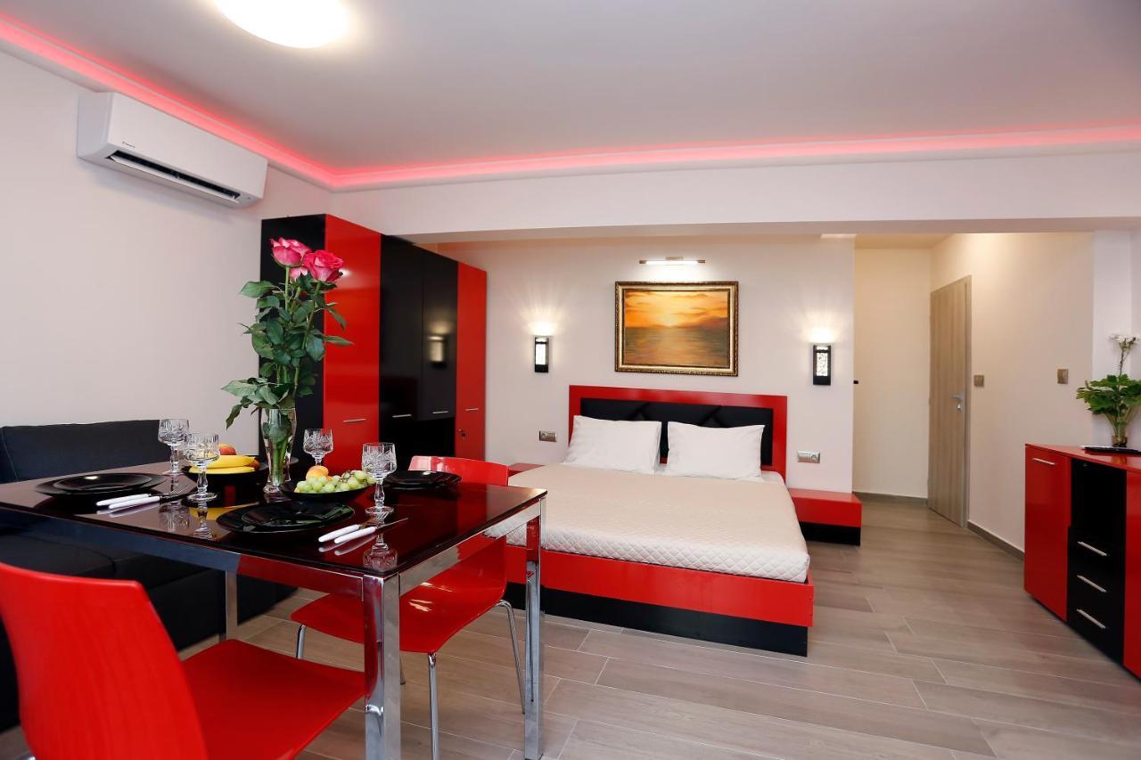 Deluxe 2 Studios City Center Burgas Exterior photo